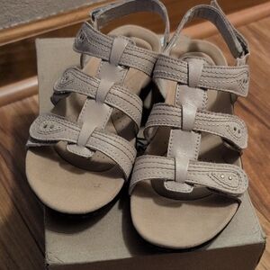 Clarks CC Laurieann Vin Sandals Size 7.5